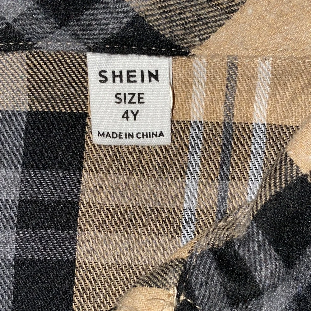 ⭐️ 3/$15 • SHEIN • Black and Tan • Plaid • Button Down Shirt